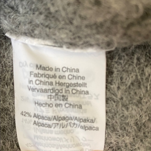 Point Sur for J. Crew Gray Sweater. NWT. Size medium. - Picture 5 of 7